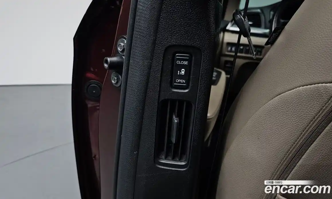 Honda Odyssey 2018 3.5 автомат (гидро), фото 34