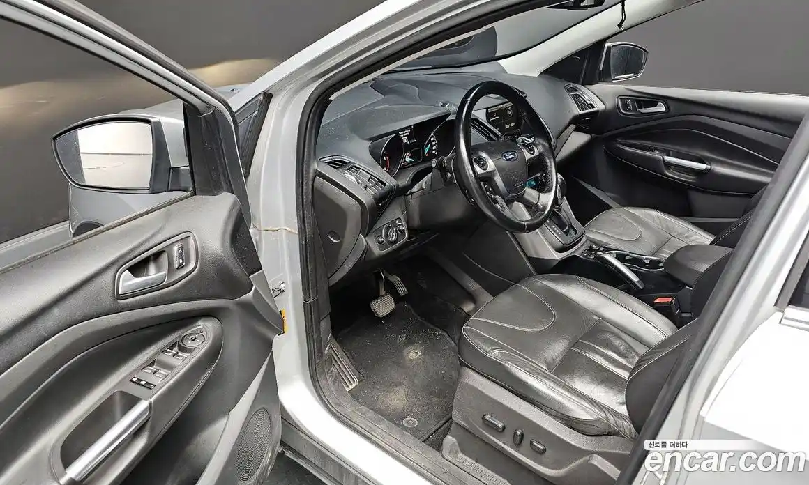 Ford Kuga 2016 2.0 автомат (гидро), фото 12