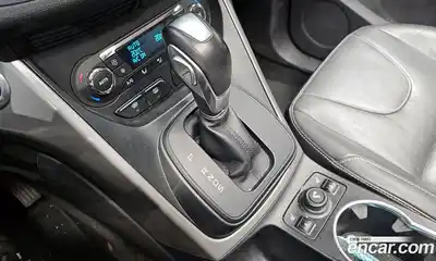 Ford Kuga 2016 2.0 автомат (гидро), миниатюра 9