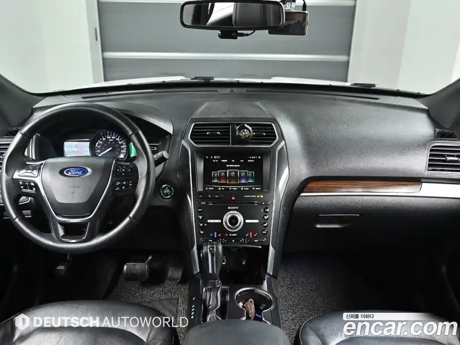 Ford Explorer 2018 2.3 автомат (гидро), фото 7