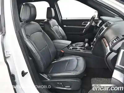 Ford Explorer 2018 2.3 автомат (гидро), миниатюра 10