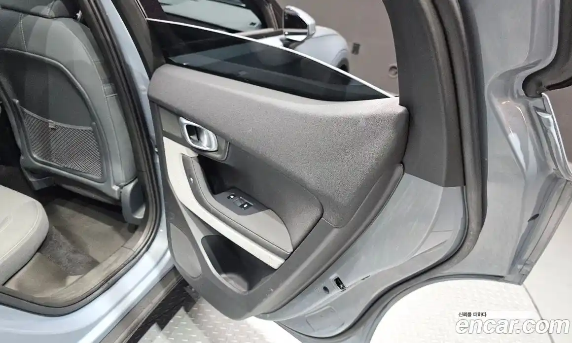 Polestar Polestar 2 2022 0.2 гидро, фото 18