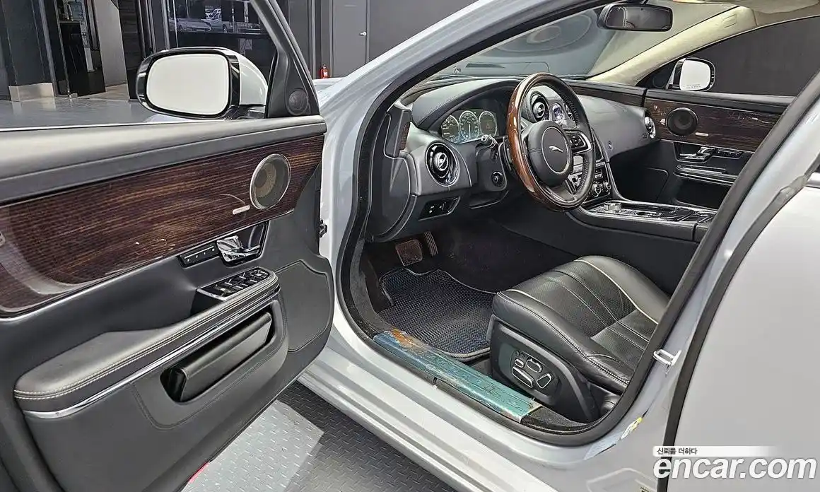 Jaguar XJ 2012 5.0 гидро, фото 11