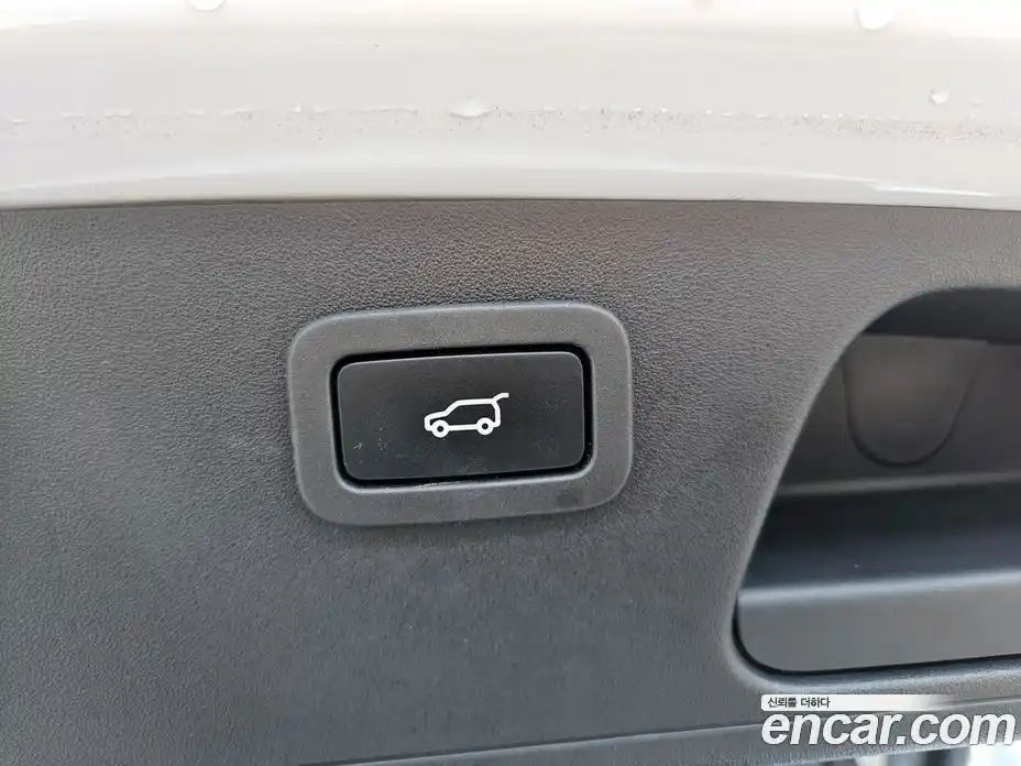 Jaguar E-Pace 2018 2.0 гидро, фото 18