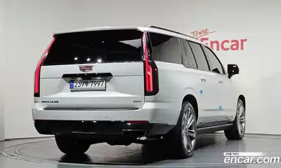 Cadillac Escalade 2025 6.2 гидро, миниатюра 2