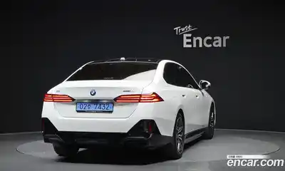 BMW i5 2025 0.2 автомат (гидро), миниатюра 2