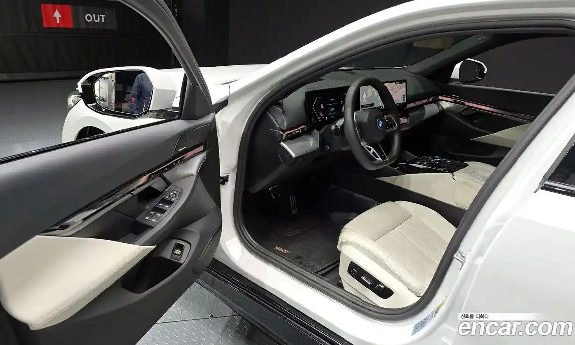 BMW i5 2025 0.2 автомат (гидро), фото 10