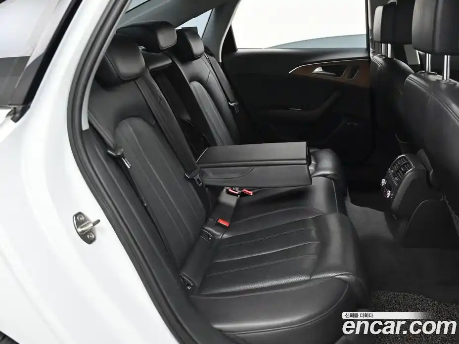 Audi A6 2016 3.0 автомат (гидро), фото 19