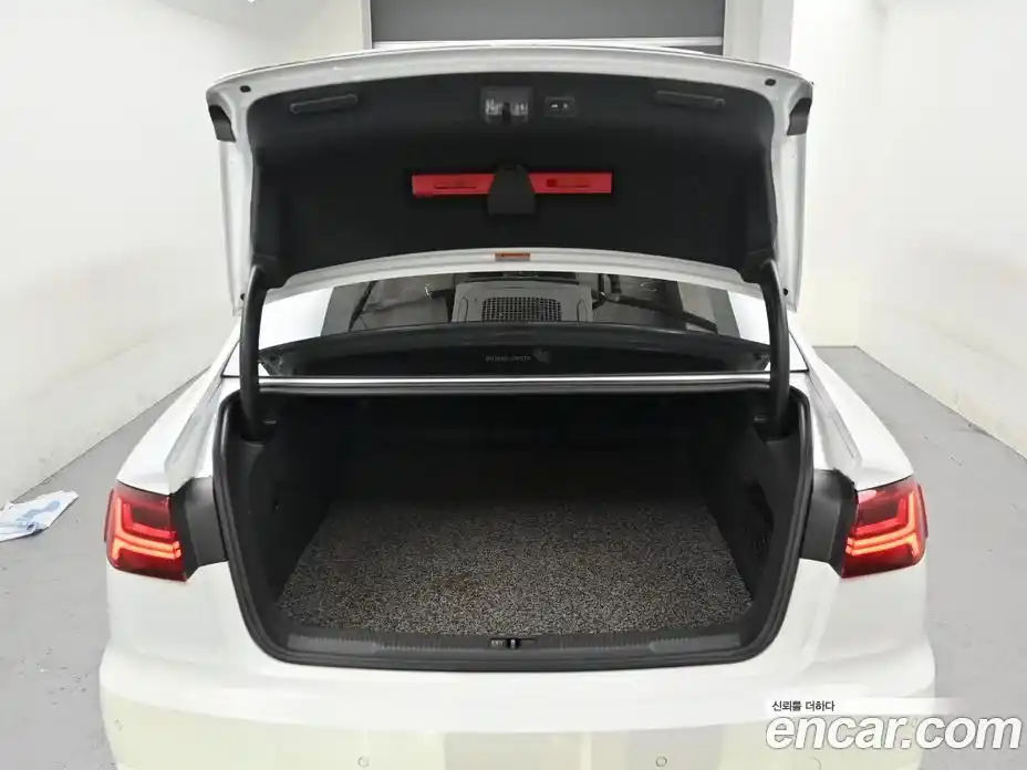 Audi A6 2016 3.0 автомат (гидро), фото 20