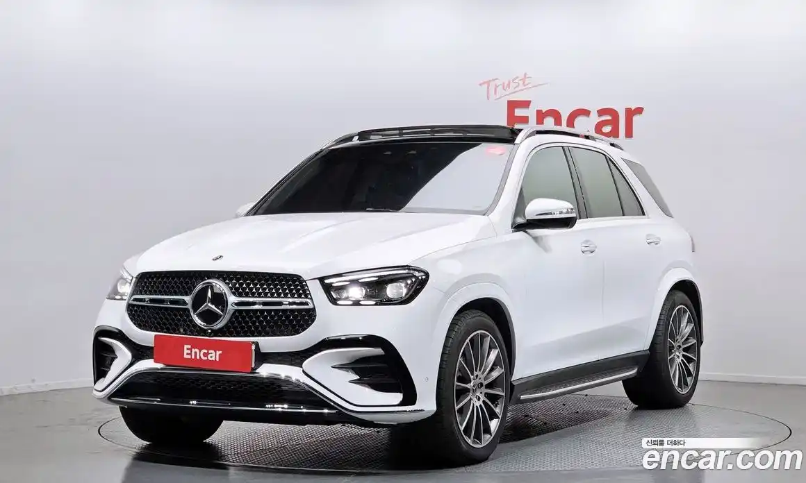 Mercedes-Benz GLE-Class 2025 3.0 гидро, фото 1 Mercedes-Benz GLE-Class 2025 3.0 гидро, фото 1
