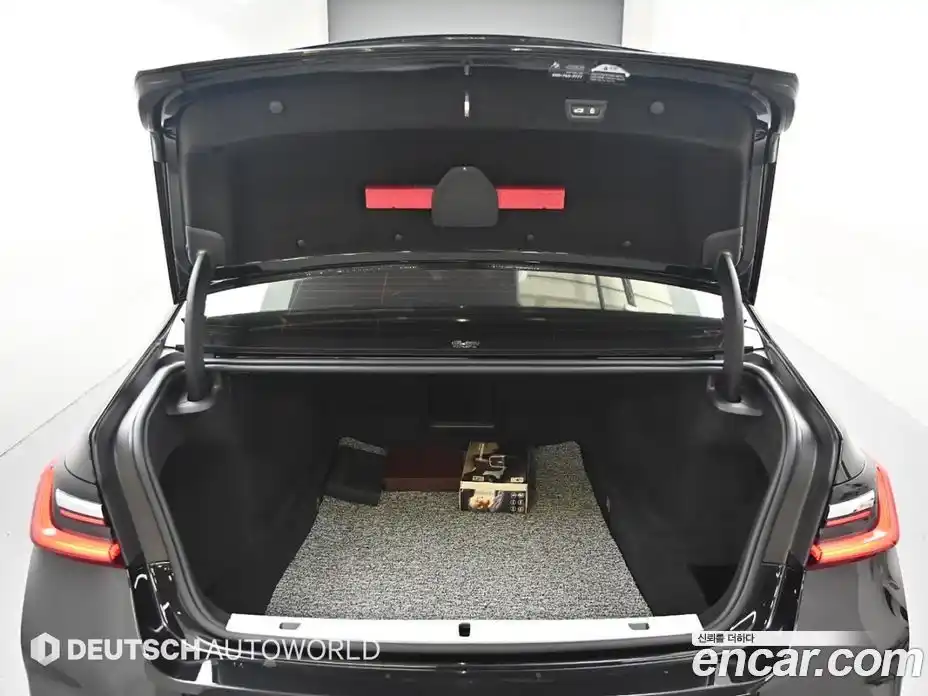 BMW 7 серия 2022 3.0 автомат (гидро), фото 20