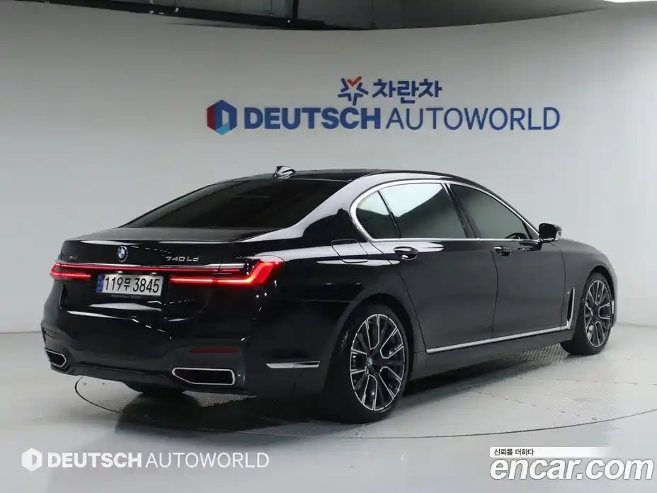 BMW 7 серия 2022 3.0 автомат (гидро), фото 3