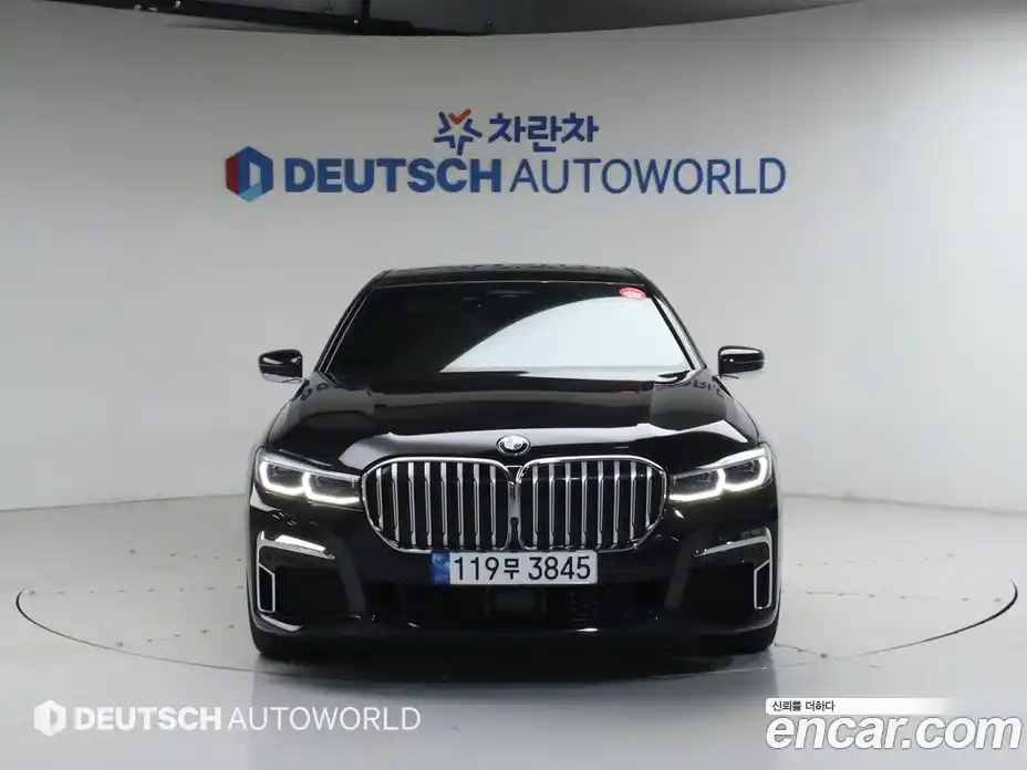 BMW 7 серия 2022 3.0 автомат (гидро), фото 4
