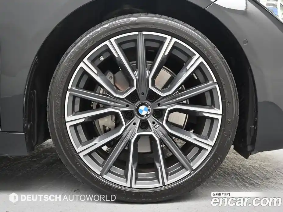 BMW 7 серия 2022 3.0 автомат (гидро), фото 6