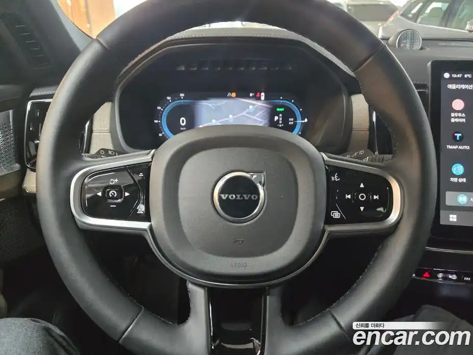 Volvo XC90 2025 2.0 автомат (гидро), фото 12