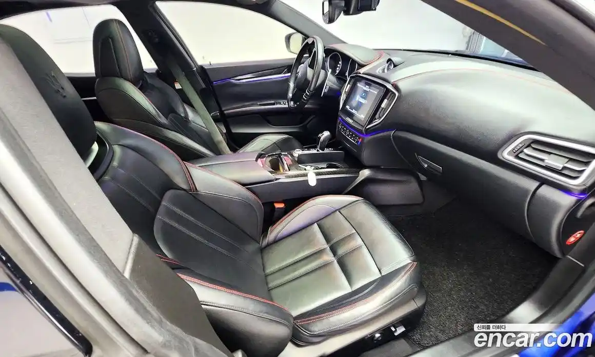 Maserati Ghibli 2017 3.0 гидро, фото 15