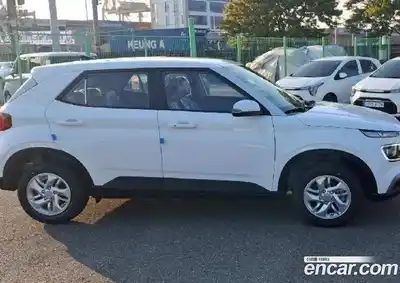 Hyundai Venue 2025 1.6 автомат (гидро), миниатюра 11