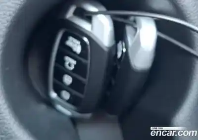 Hyundai Venue 2025 1.6 автомат (гидро), миниатюра 12