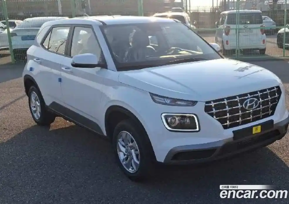 Hyundai Venue 2025 1.6 автомат (гидро), фото 8