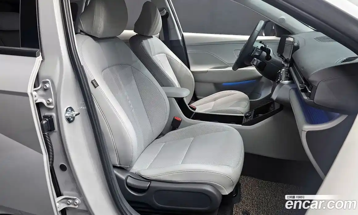 Hyundai Kona 2025 1.6 автомат (гидро), фото 16