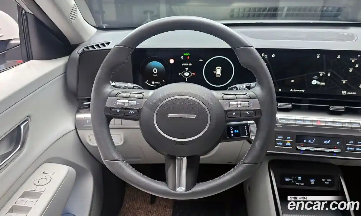 Hyundai Kona 2025 1.6 автомат (гидро), фото 19