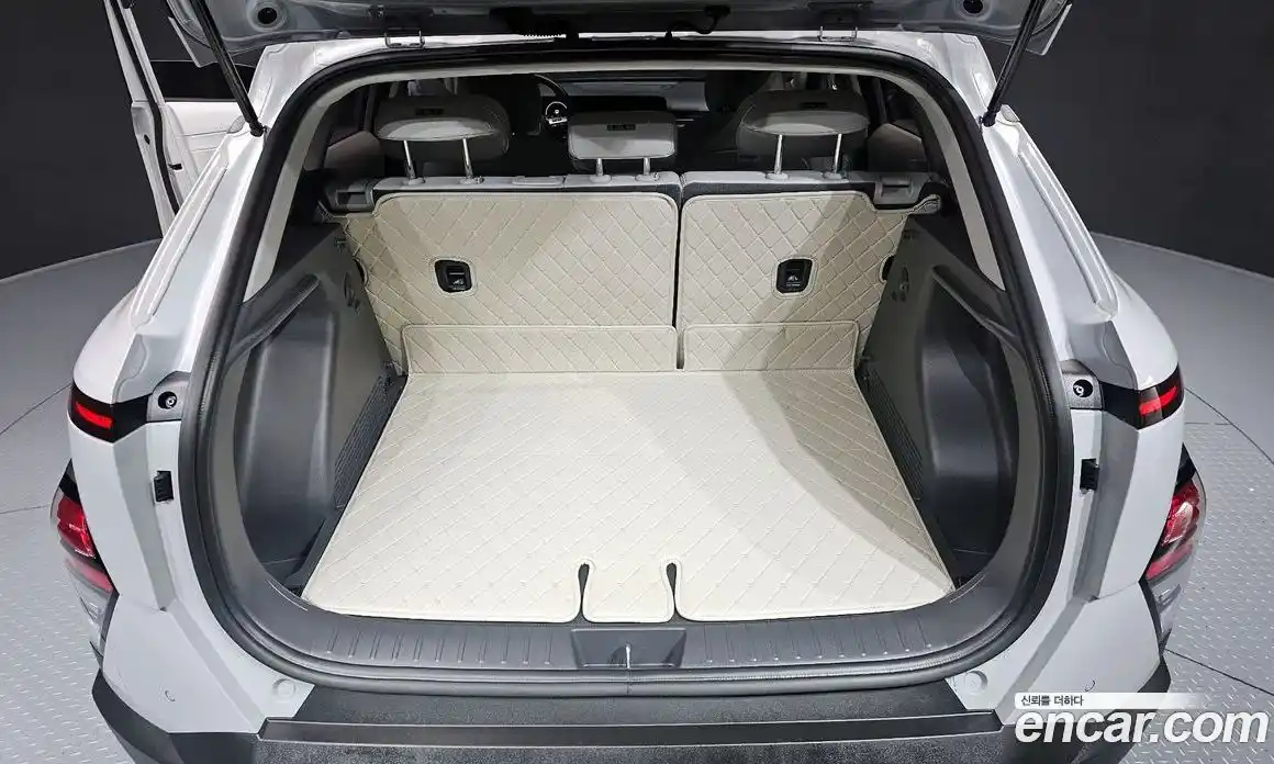 Hyundai Kona 2025 1.6 автомат (гидро), фото 28
