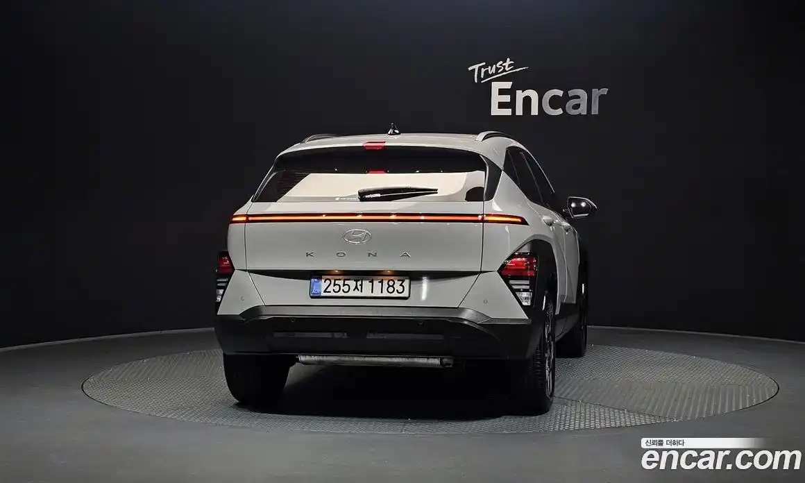 Hyundai Kona 2025 1.6 автомат (гидро), фото 4
