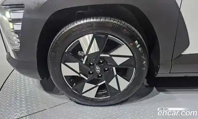 Hyundai Kona 2025 1.6 автомат (гидро), миниатюра 5