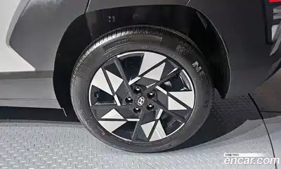 Hyundai Kona 2025 1.6 автомат (гидро), миниатюра 7