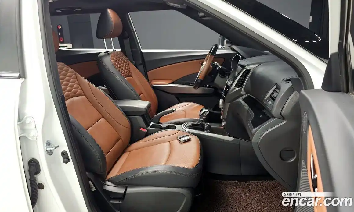 SsangYong TIBOLI 2018 1.6 автомат (гидро), фото 16