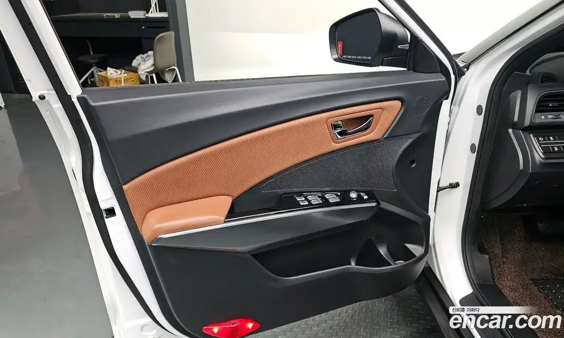 SsangYong TIBOLI 2018 1.6 автомат (гидро), фото 27