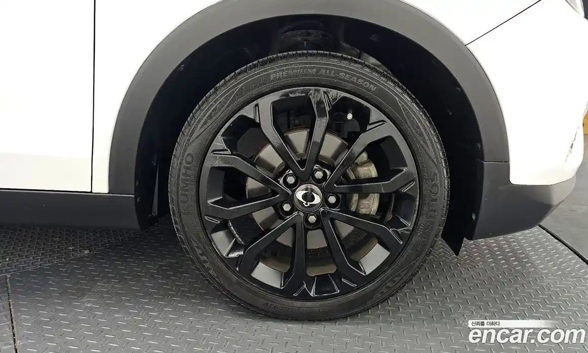 SsangYong TIBOLI 2018 1.6 автомат (гидро), фото 7