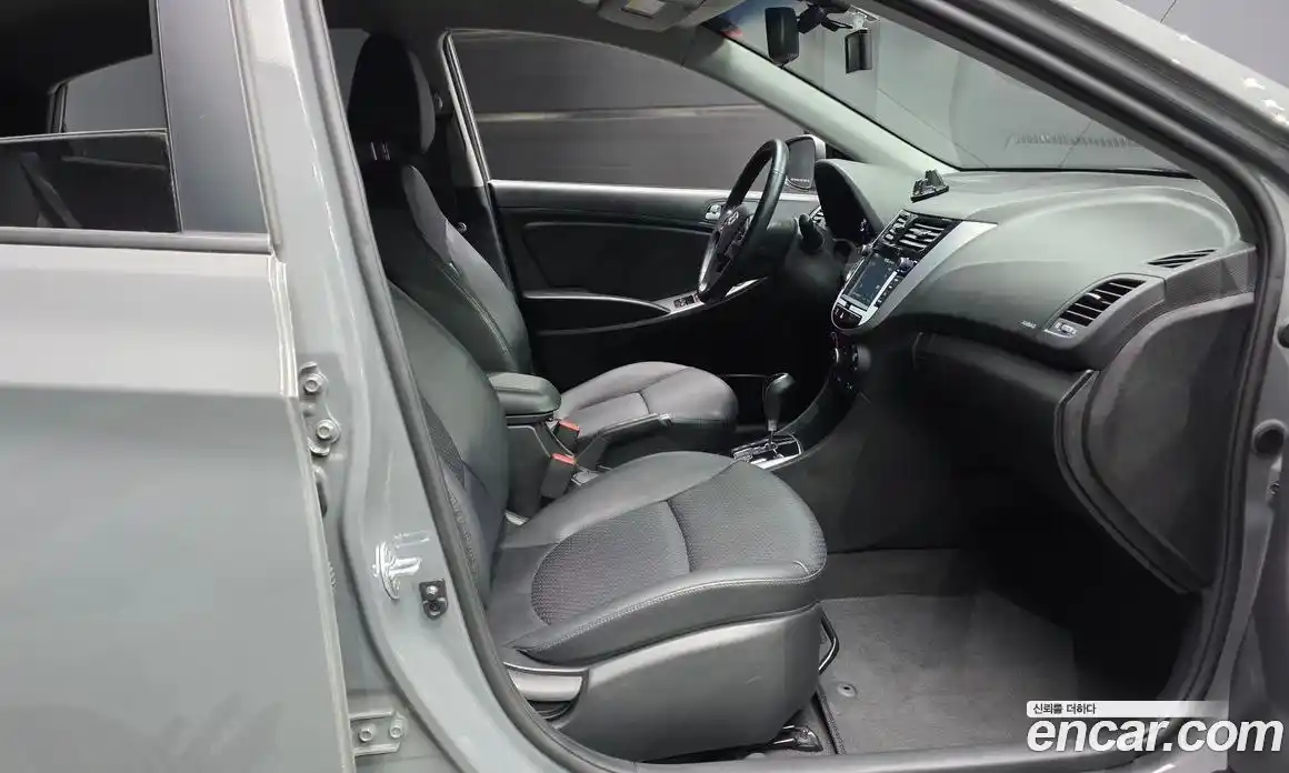 Hyundai Accent 2019 1.4 автомат (гидро), фото 11