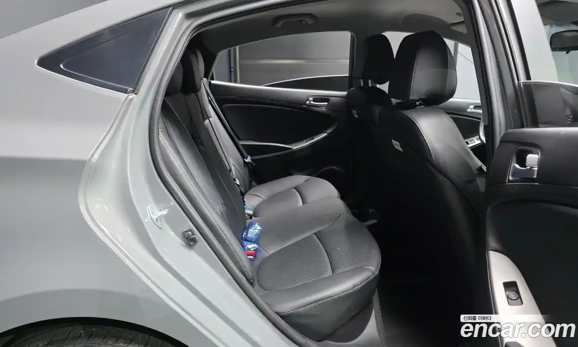 Hyundai Accent 2019 1.4 автомат (гидро), фото 12