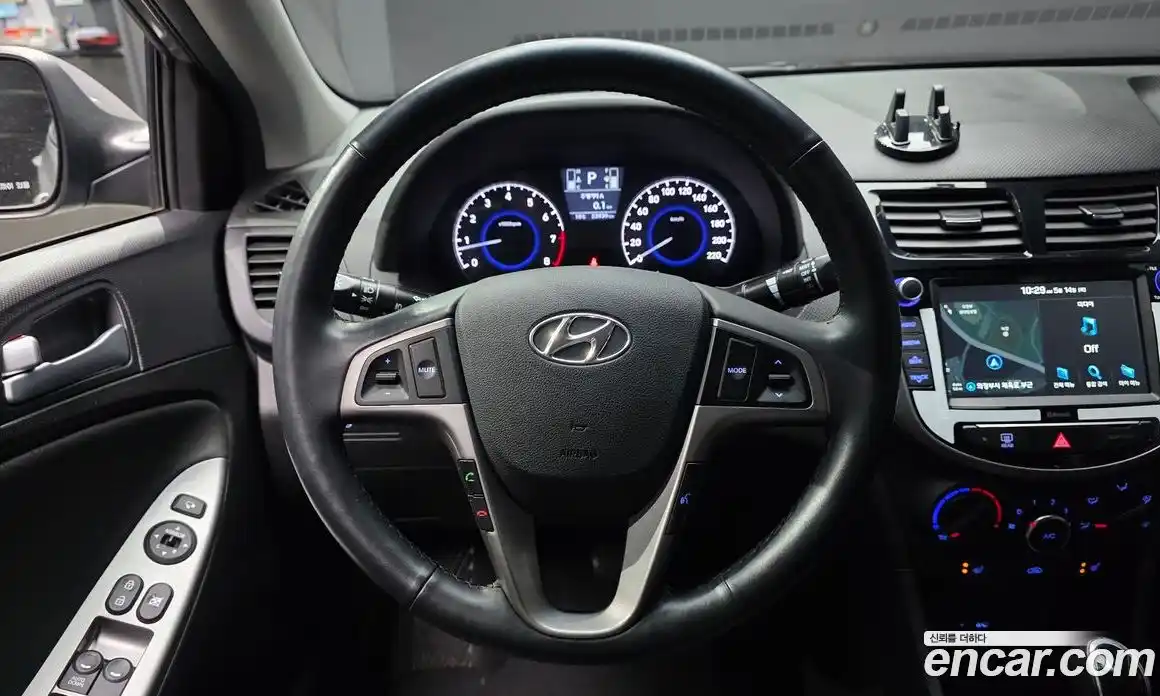 Hyundai Accent 2019 1.4 автомат (гидро), фото 13