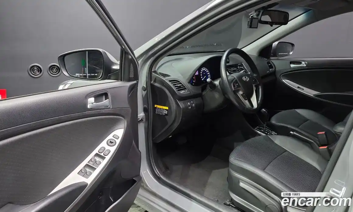 Hyundai Accent 2019 1.4 автомат (гидро), фото 10