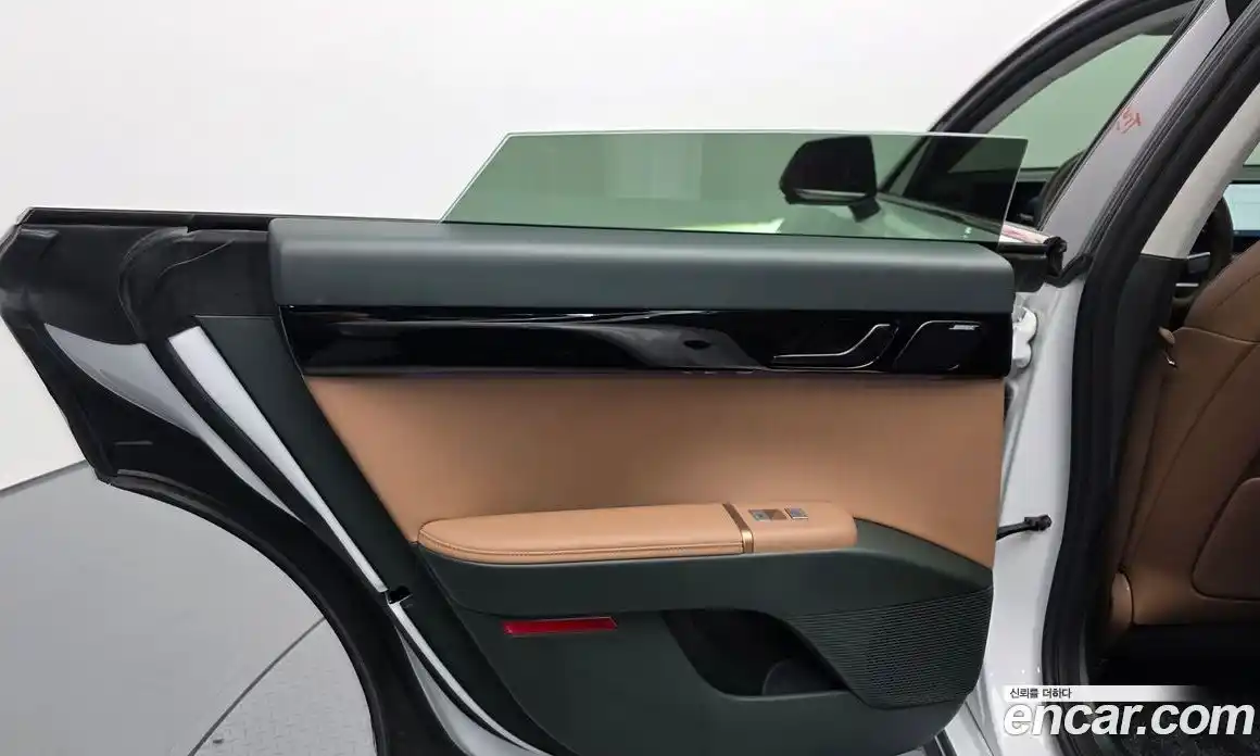 Hyundai Grandeur 2023 2.5 автомат (гидро), фото 14