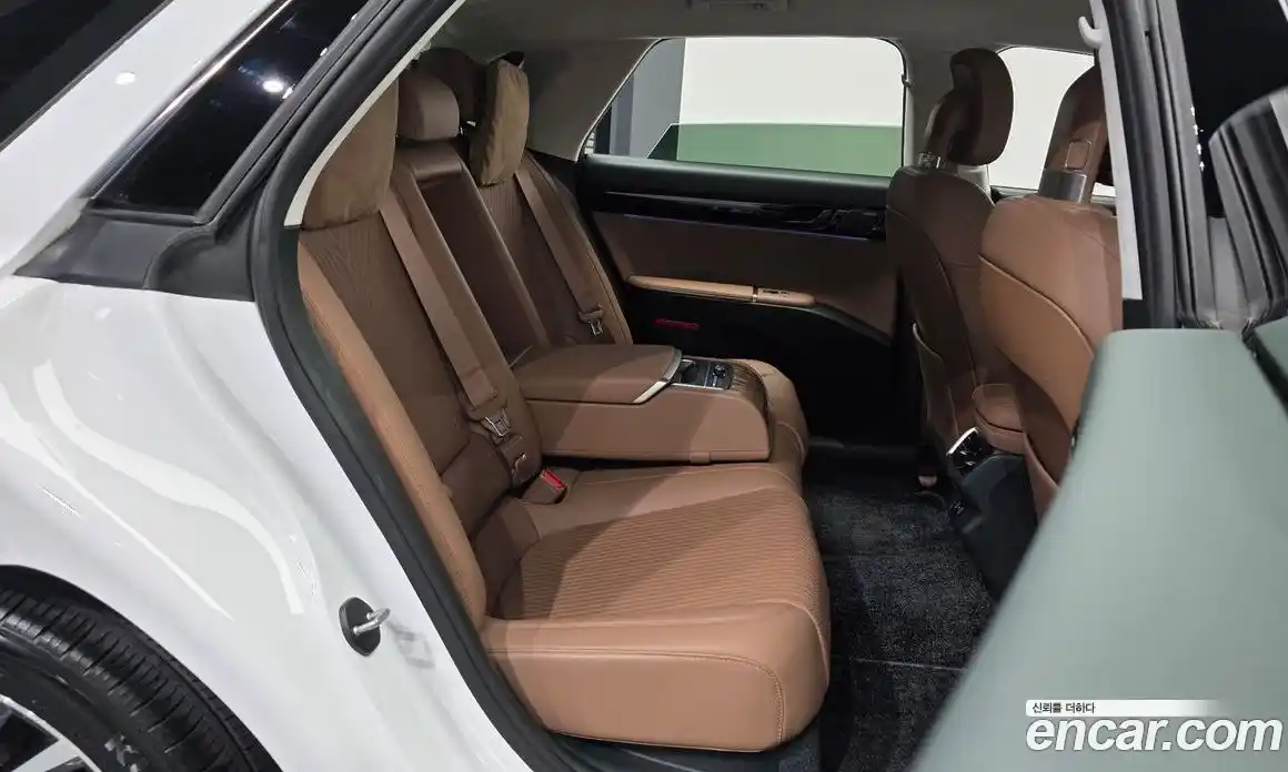 Hyundai Grandeur 2023 2.5 автомат (гидро), фото 18