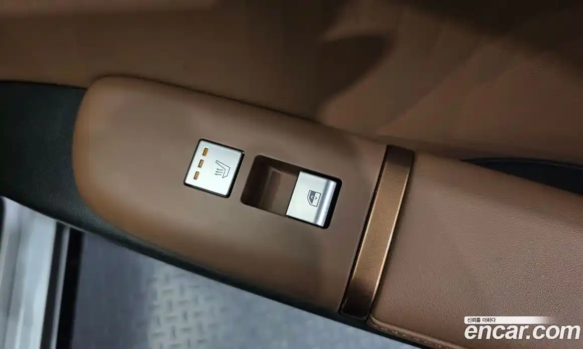 Hyundai Grandeur 2023 2.5 автомат (гидро), фото 24