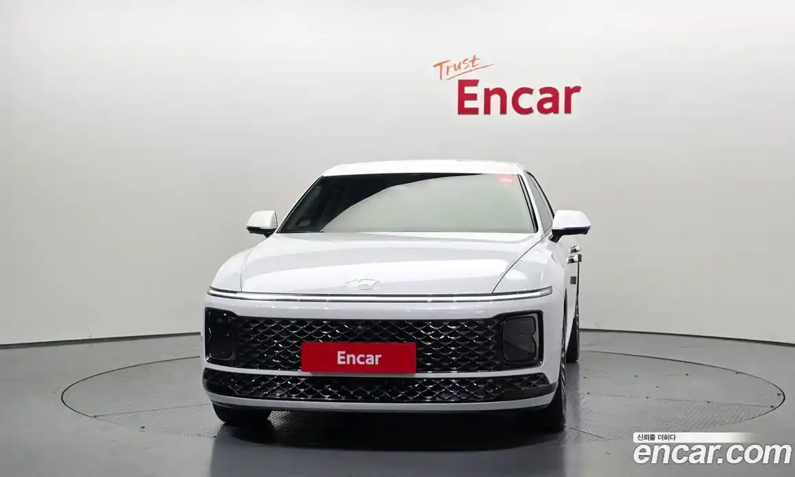 Hyundai Grandeur 2023 2.5 автомат (гидро), фото 3