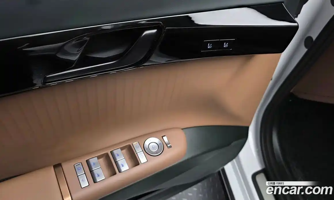Hyundai Grandeur 2023 2.5 автомат (гидро), фото 33