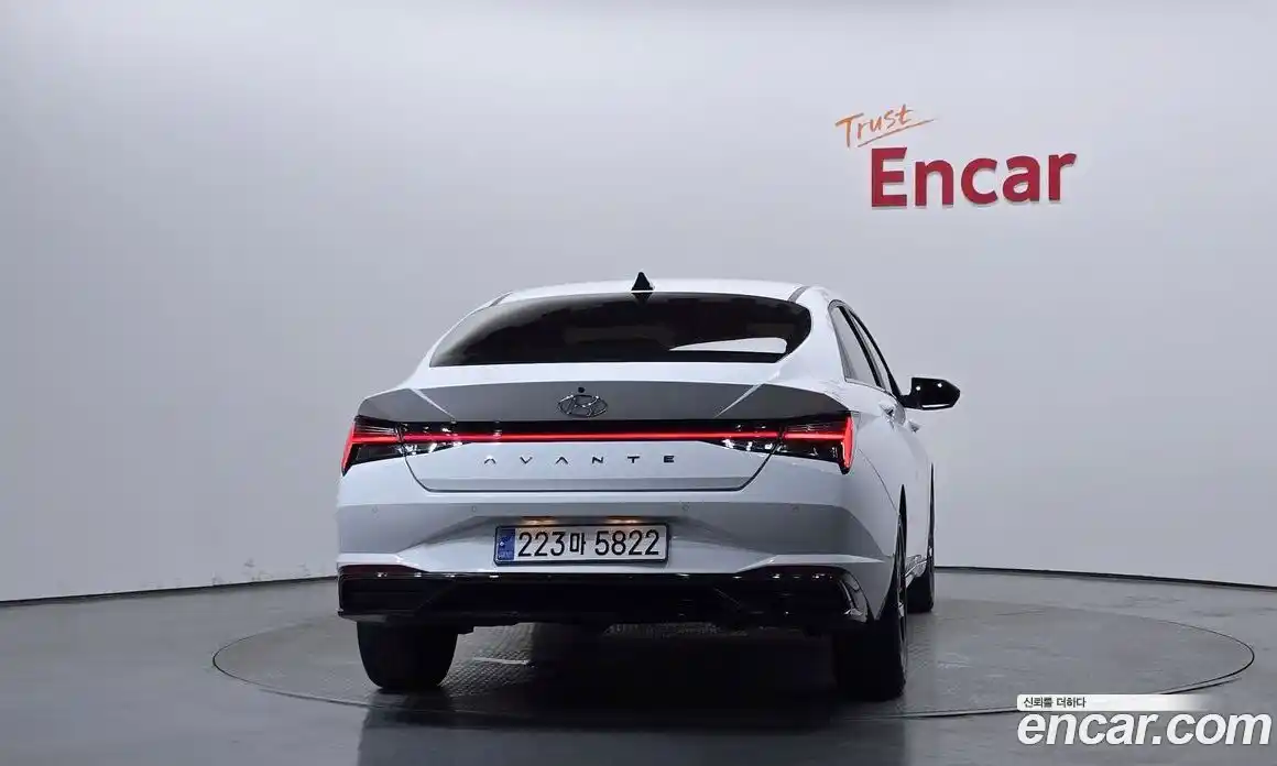 Hyundai Avante 2021 1.6 автомат (гидро), фото 4