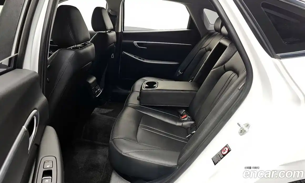 Hyundai Sonata 2019 2.0 автомат (гидро), фото 11