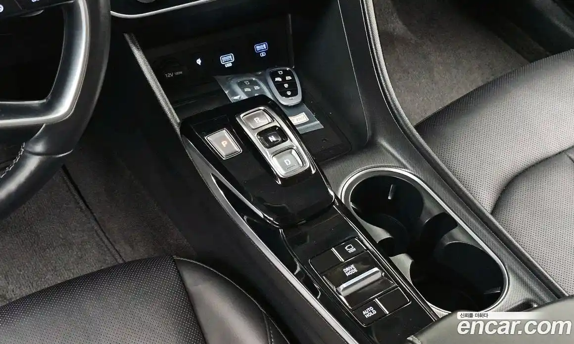Hyundai Sonata 2019 2.0 автомат (гидро), фото 9