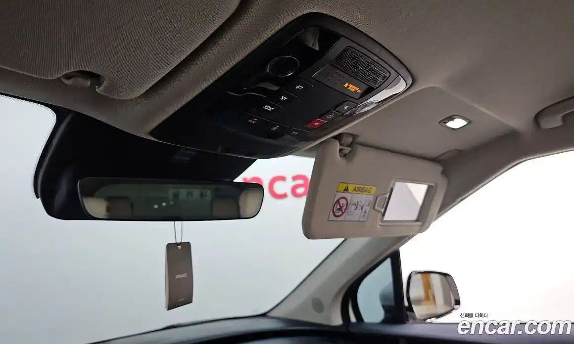 Kia Carnival 2025 1.6 автомат (гидро), фото 29