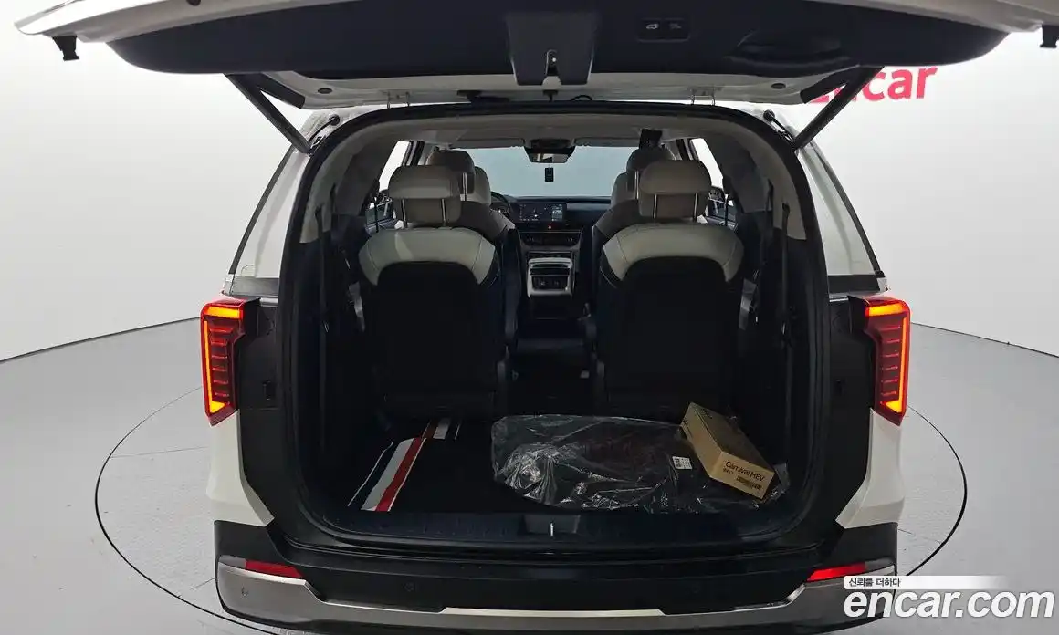 Kia Carnival 2025 1.6 автомат (гидро), фото 31