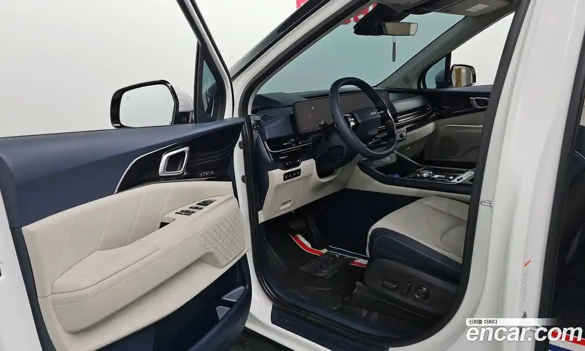 Kia Carnival 2025 1.6 автомат (гидро), фото 34