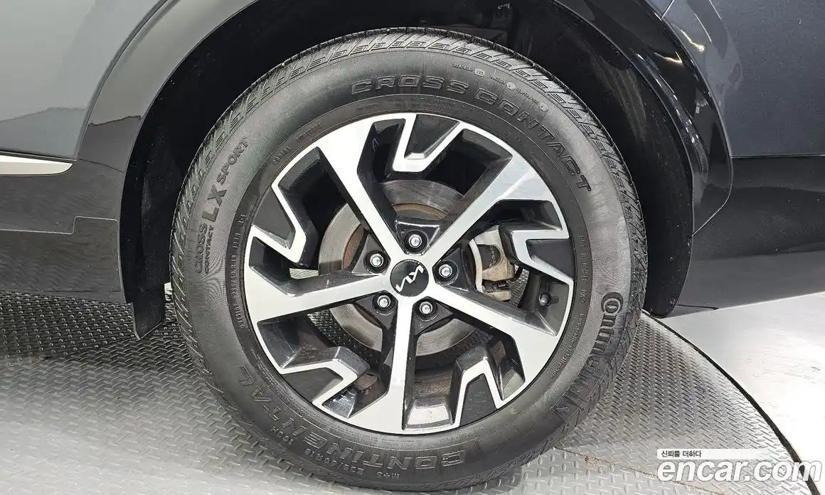 Kia Sportage 2023 1.6 автомат (гидро), фото 5