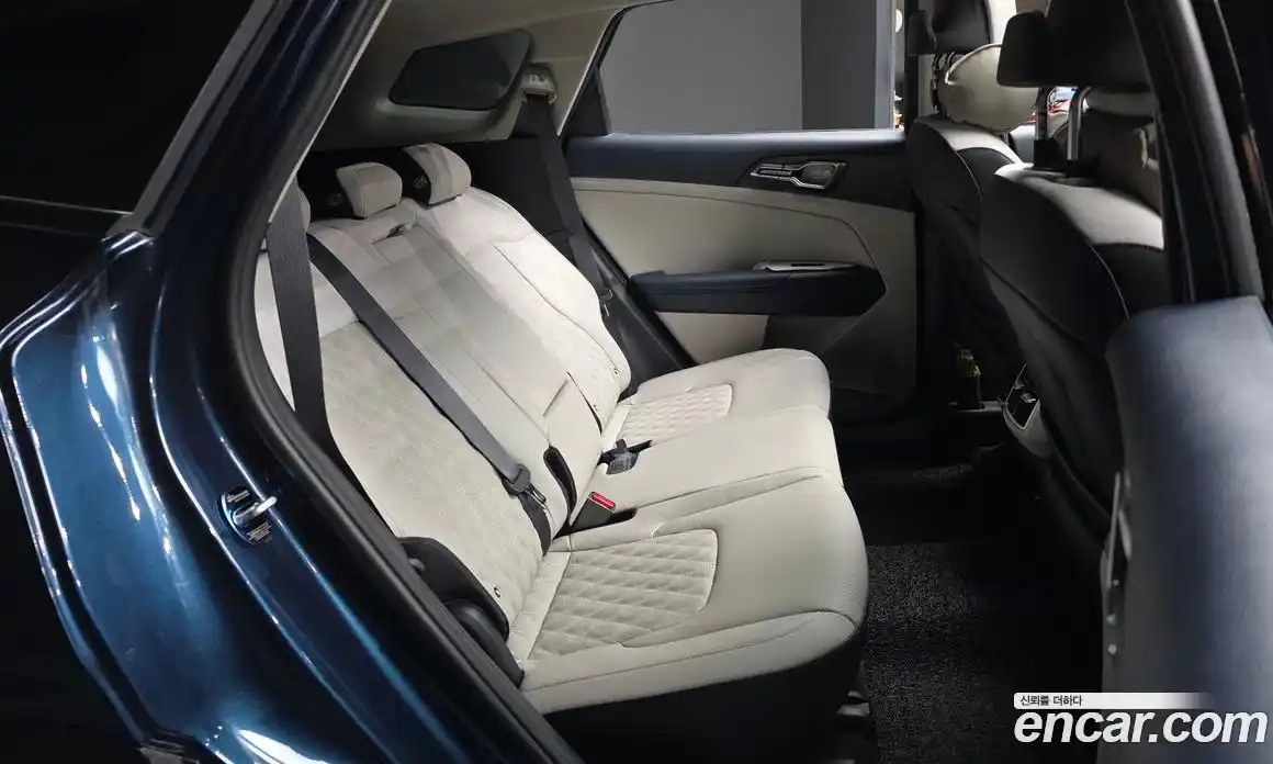 Kia Sportage 2021 1.6 автомат (гидро), фото 18