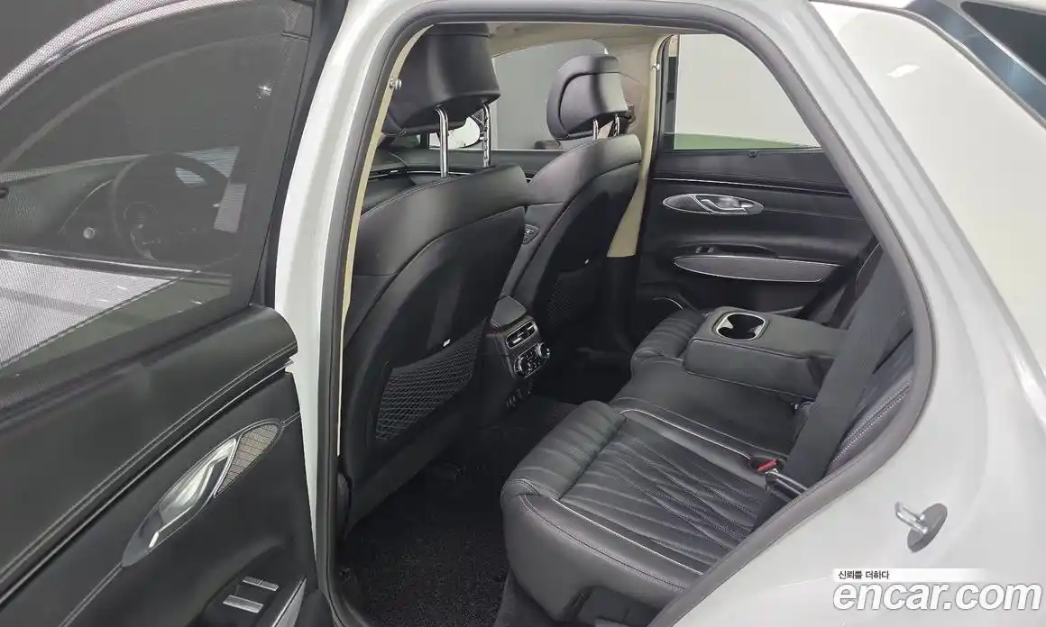 Genesis GV70 2021 3.5 автомат (гидро), фото 11